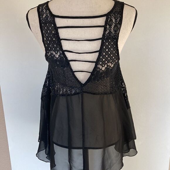 Cecico Loose Black lace top with open back S - Picture 2 of 7
